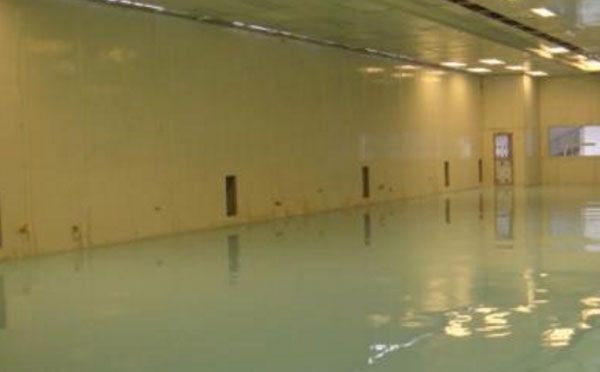 大通自流平环氧地坪中涂